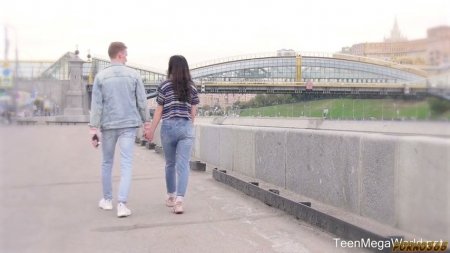 Привел молодую девушку ебаться после первого свидания