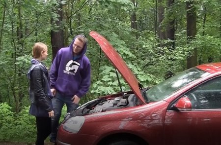 Девка отдалась раком в благодарность